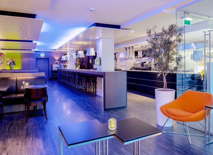 Bar Photo